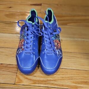 Mens Phenom Purple Scooby Doo Cleats.  Size 7.  Like New